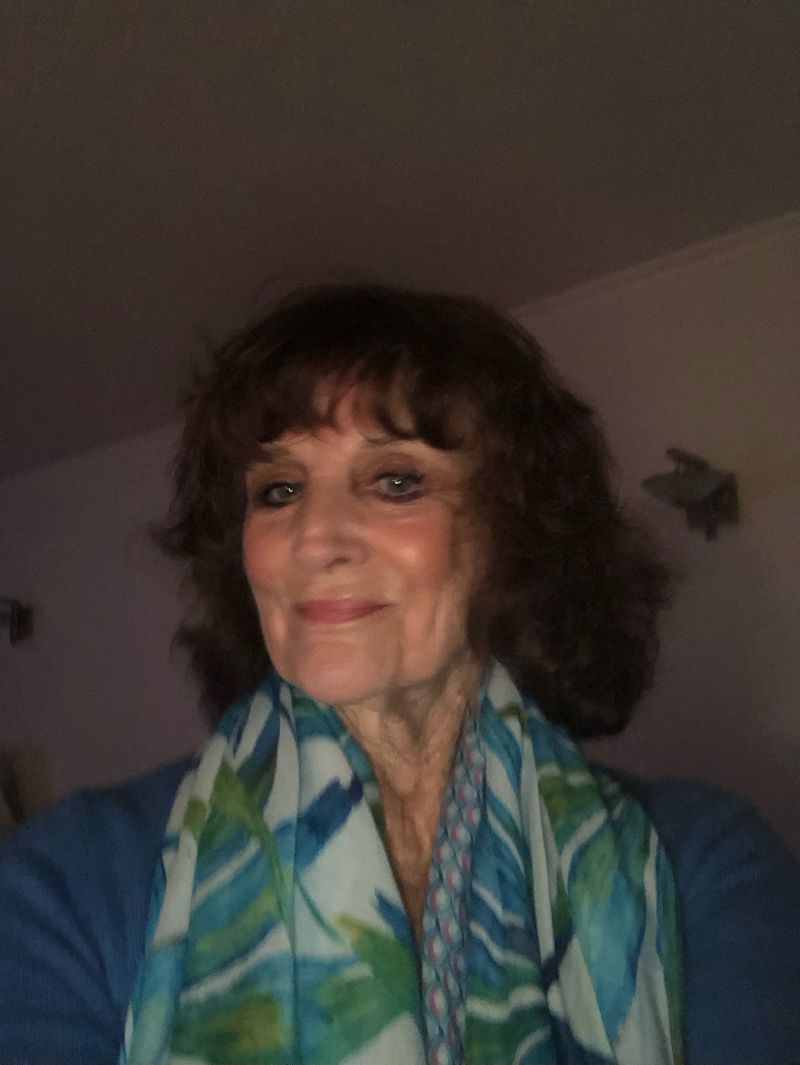 Jeannie_16